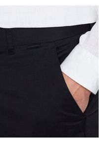Calvin Klein Chinosy K10K110963 Czarny Slim Fit. Kolor: czarny. Materiał: bawełna #3
