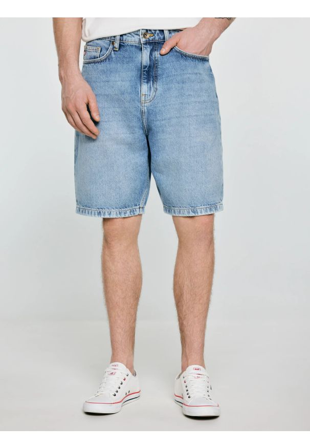 Big-Star - Szorty męskie jeansowe niebieskie Deneez 190. Okazja: na co dzień. Stan: podwyższony. Kolor: niebieski. Materiał: jeans. Styl: elegancki, klasyczny, vintage, casual