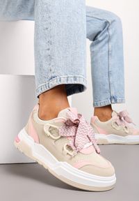 Born2be - Beżowo-Różowe Sneakersy na Niskiej Platformie z Szerokimi Sznurówkami Gritte. Kolor: beżowy. Obcas: na platformie #4