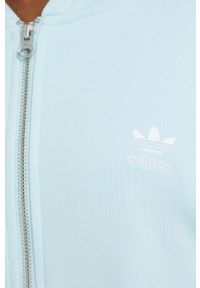 adidas Originals bluza bawełniana damska z kapturem z aplikacją. Typ kołnierza: kaptur. Kolor: niebieski. Materiał: bawełna. Wzór: aplikacja #6