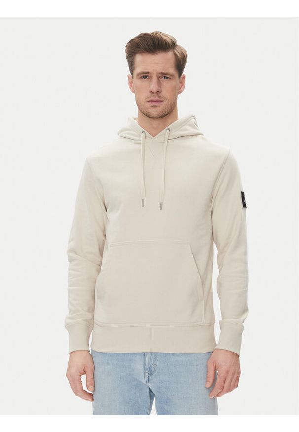 Calvin Klein Jeans Bluza J30J323430 Beżowy Regular Fit. Kolor: beżowy. Materiał: bawełna