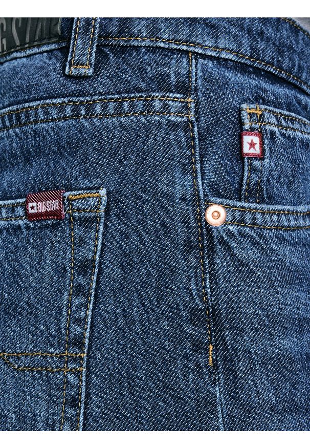 Big-Star - Jeansy dziewczęce z szeroką nogawką granatowe Natalie 514. Okazja: na spacer, na uczelnię. Stan: podwyższony. Kolor: niebieski. Materiał: jeans. Styl: elegancki, młodzieżowy