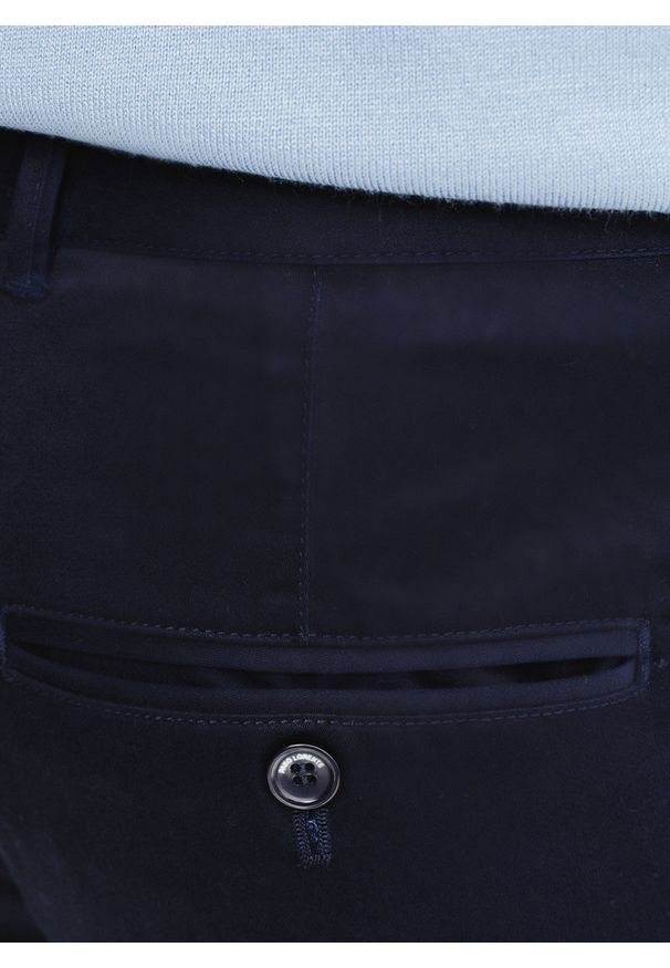 Pako Lorente - PAKO LORENTE – Granatowe gładkie spodnie męskie. Kolor: niebieski. Materiał: bawełna, elastan. Wzór: gładki. Styl: klasyczny