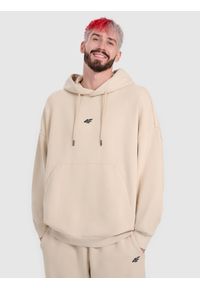 4f - 4F Bluza dresowa oversize nierozpinana bez kaptura męska 4F x Tomasz Fornal - beżowa M. Okazja: na co dzień. Typ kołnierza: bez kaptura. Kolor: beżowy. Materiał: dresówka. Wzór: aplikacja. Styl: casual, sportowy