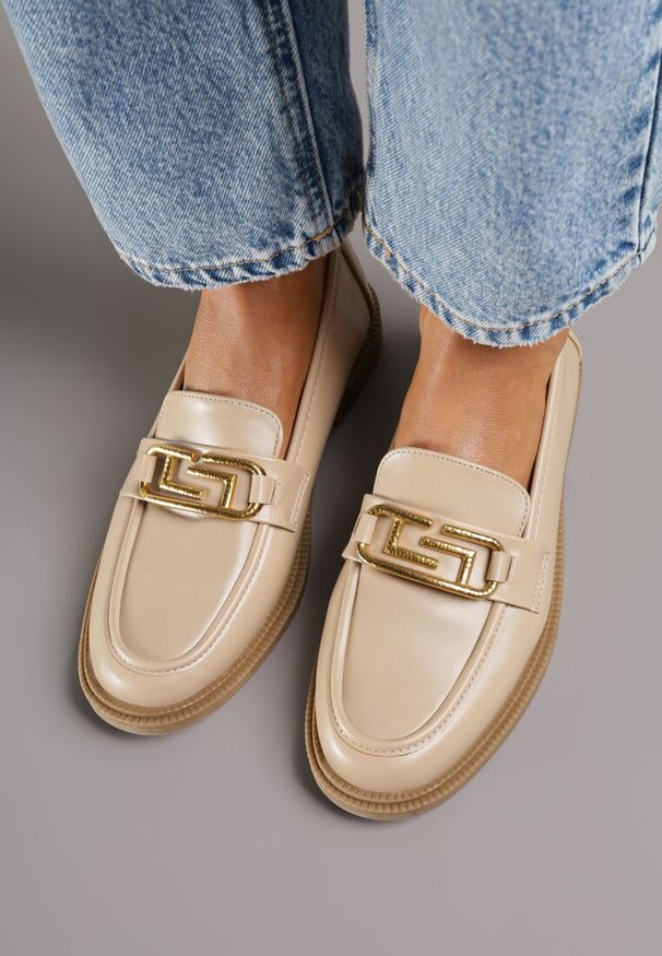 Born2be - Beżowe Mokasyny z Klamerką Solomia. Okazja: na co dzień. Kolor: beżowy. Materiał: jeans. Wzór: aplikacja. Styl: casual, elegancki, klasyczny