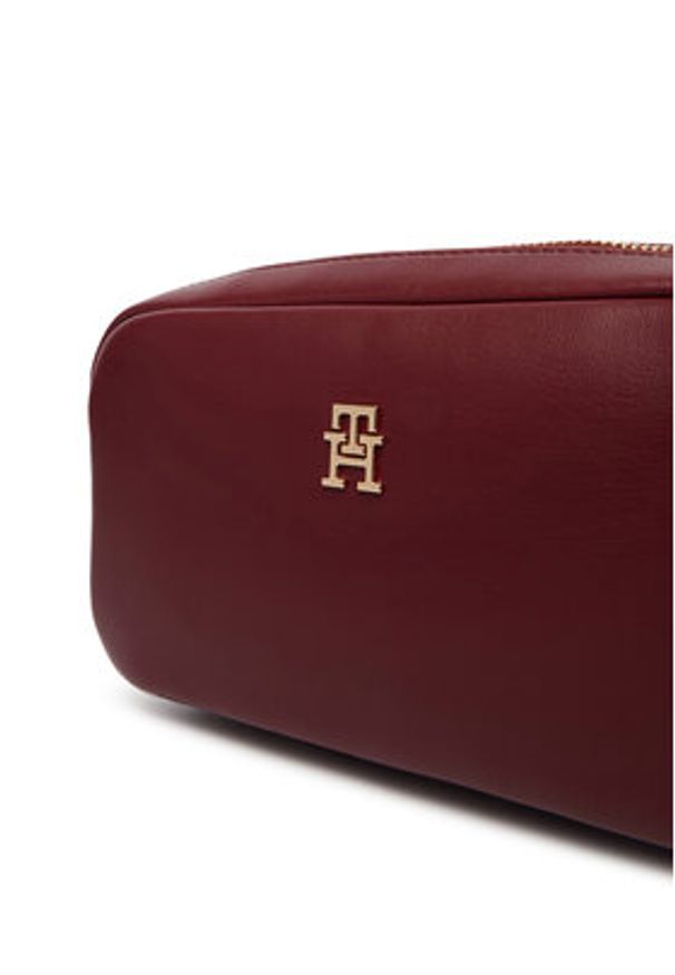TOMMY HILFIGER - Tommy Hilfiger Torebka Th Essential Camera Bag AW0AW18370 Bordowy. Kolor: czerwony. Materiał: skórzane
