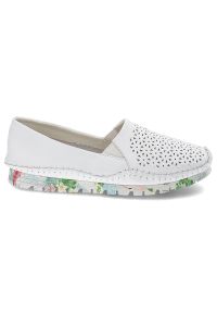 Białe Półbuty Artiker Wygodne Ażurowe Obuwie Damskie. Kolor: biały. Materiał: skóra. Wzór: ażurowy #4