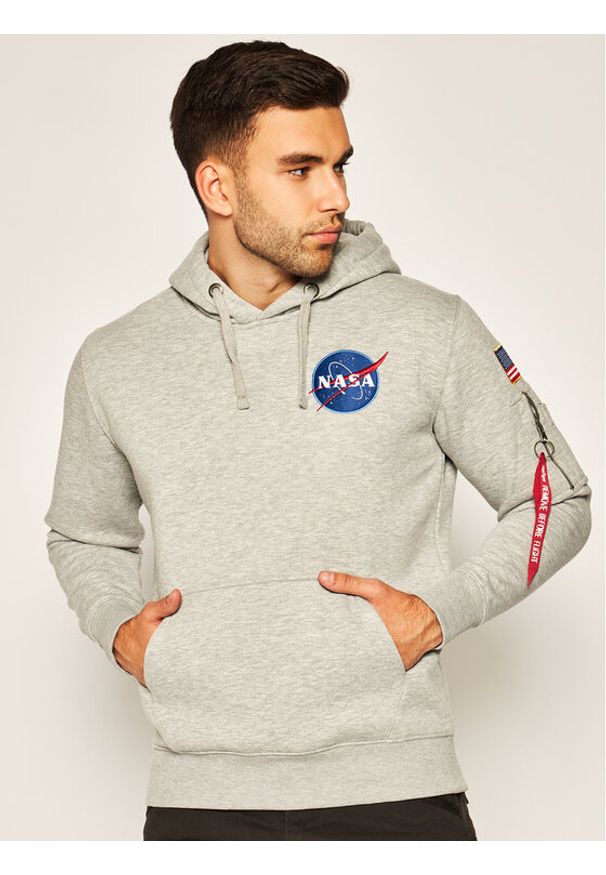 Alpha Industries Bluza Space Shuttle 178317 Szary Regular Fit. Kolor: szary. Materiał: bawełna