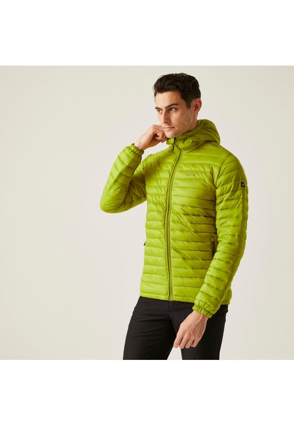 Regatta - Kurtka turystyczna męska Hurden. Kolor: zielony. Materiał: tkanina, poliamid, puch. Sport: turystyka piesza