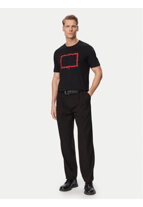 Hugo - HUGO T-Shirt Duhorse 50557684 Czarny Regular Fit. Kolor: czarny. Materiał: bawełna