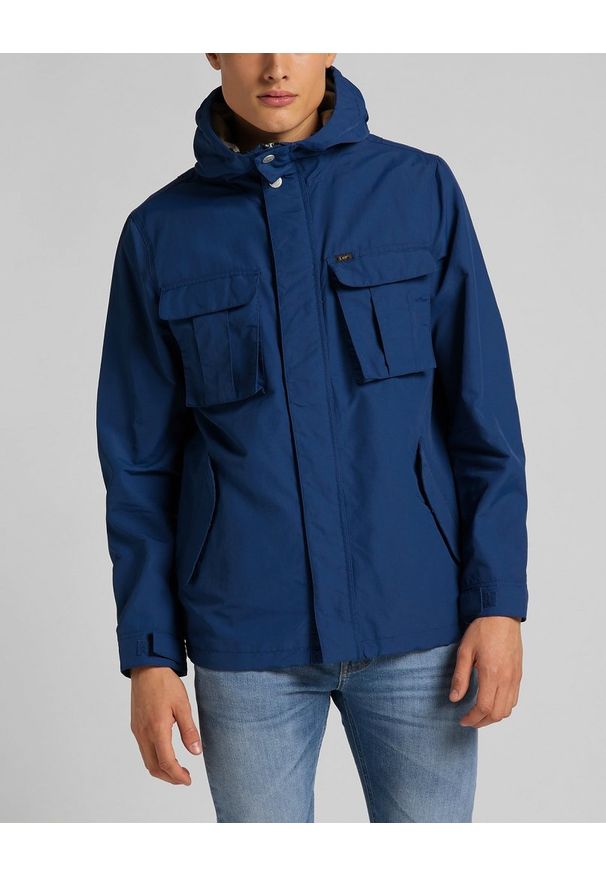 Lee - LEE FISHERMAN ANORAK MĘSKA KURTKA ZIMOWA WASHED BLUE L86UKCLR 112122788. Sezon: zima