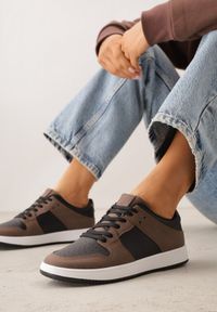 Born2be - Brązowe Sneakersy Ozdobione Perforacją Isselina. Okazja: na spacer, na co dzień. Kolor: brązowy. Wzór: aplikacja. Sport: turystyka piesza #8