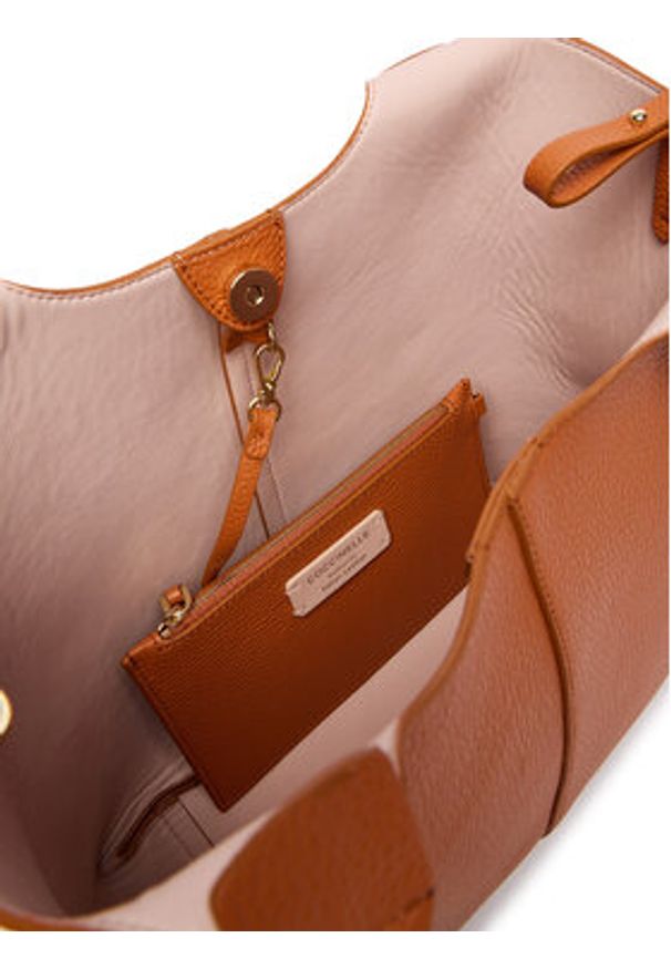 Coccinelle Torebka SHA Coccinelle C-Easy E1 SHA 11 02 01 Brązowy. Kolor: brązowy. Materiał: skórzane