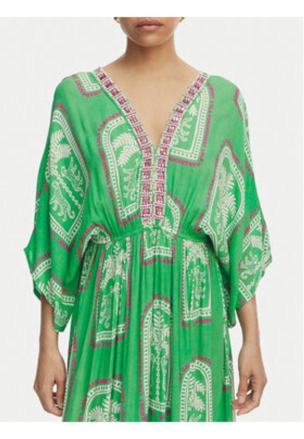 LOLA CASADEMUNT Sukienka letnia LS2616049 Zielony jasny Relaxed Fit. Kolor: zielony. Materiał: wiskoza. Sezon: lato