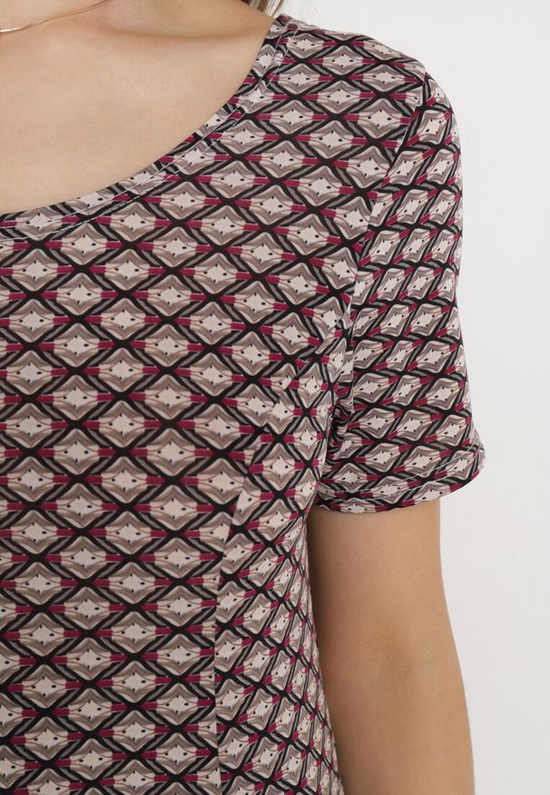 Born2be - Bordowo-Beżowa Letnia Sukienka z Wiskozy w Mozaikowy Wzór Ivalia. Kolor: czerwony. Materiał: wiskoza. Wzór: aplikacja. Sezon: lato