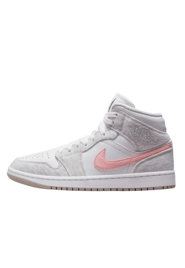 Buty do koszykówki damskie Nike Air Jordan 1 Retro Mid Se. Kolor: różowy. Materiał: skóra, syntetyk, materiał. Szerokość cholewki: normalna. Sport: koszykówka
