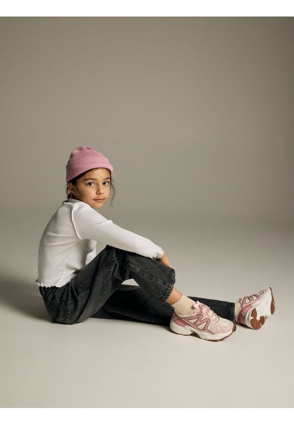 Reserved - Jeansy wide leg - szary. Kolor: szary