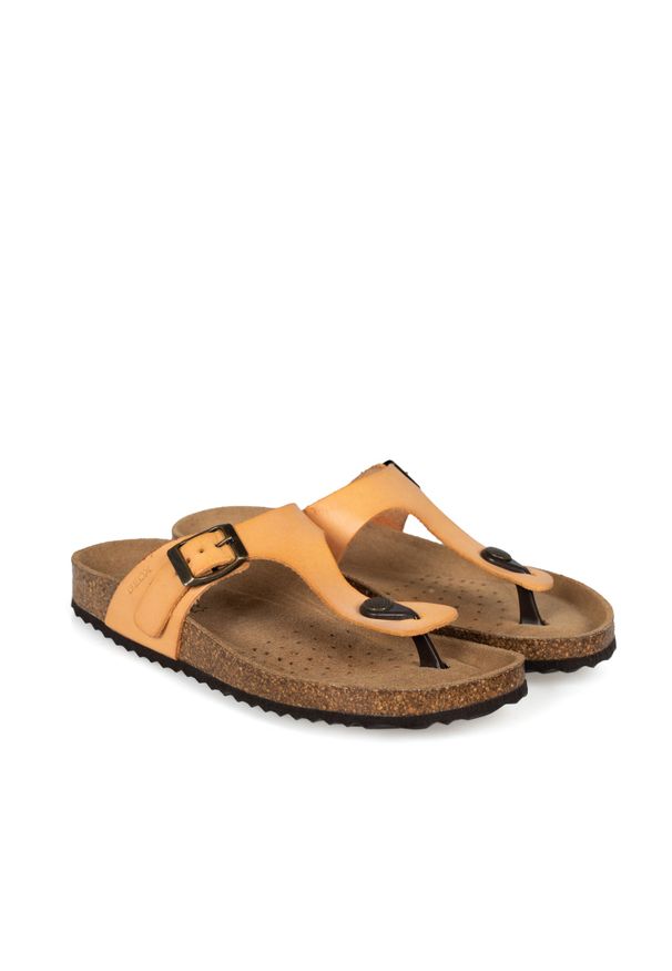 Geox Klapki "Brionia" | D15LSB00043 | Kobieta | Żółty. Nosek buta: okrągły. Kolor: żółty. Materiał: skóra. Styl: klasyczny, elegancki