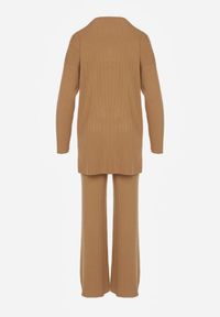 Born2be - Brązowy Prążkowany Komplet Dzianinowy z Bawełną Sweter z Półgolfem i Spodnie Elweda. Kolor: brązowy. Materiał: prążkowany, bawełna, dzianina #2