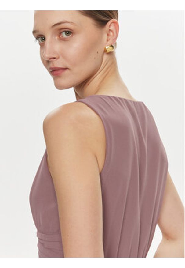 Vila Sukienka wieczorowa Karin 14094107 Różowy Regular Fit. Kolor: różowy. Materiał: syntetyk. Styl: wizytowy