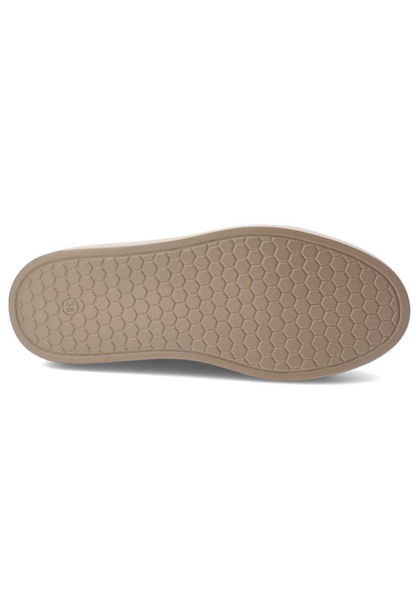 Różowe Sneakersy Filippo Stylowe Obuwie Damskie Na Platformie. Okazja: na co dzień. Zapięcie: sznurówki. Kolor: różowy. Materiał: zamsz. Obcas: na platformie. Styl: elegancki