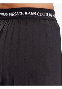 Versace Jeans Couture Szorty materiałowe 74HAC111 Czarny Regular Fit. Kolor: czarny. Materiał: materiał, syntetyk #5