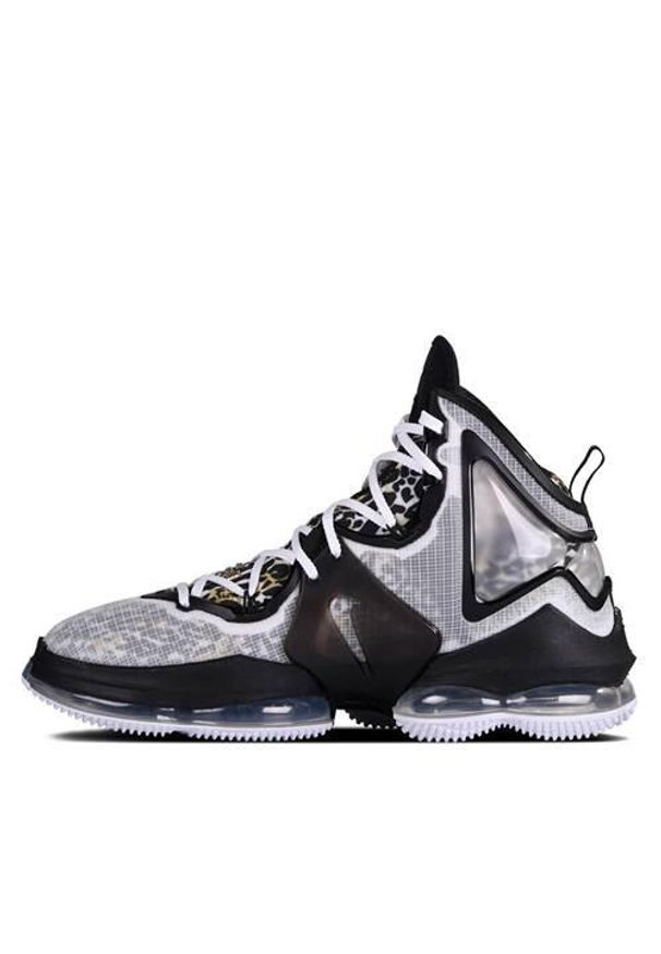 Buty koszykarskie męskie Nike Lebron 19. Kolor: czarny. Materiał: materiał, syntetyk. Szerokość cholewki: normalna. Sport: koszykówka