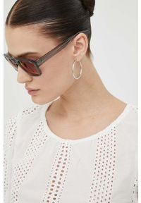 Wrangler bluzka bawełniana damska kolor biały gładka. Okazja: na co dzień. Kolor: biały. Materiał: bawełna. Wzór: gładki. Styl: casual #5