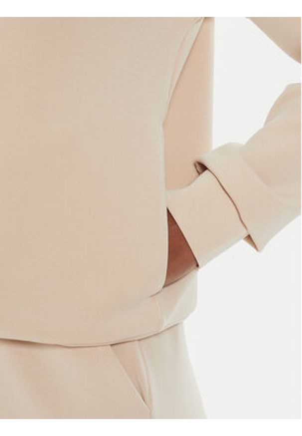 Guess Bluza V4YQ06 KCAY2 Beżowy Regular Fit. Kolor: beżowy. Materiał: syntetyk