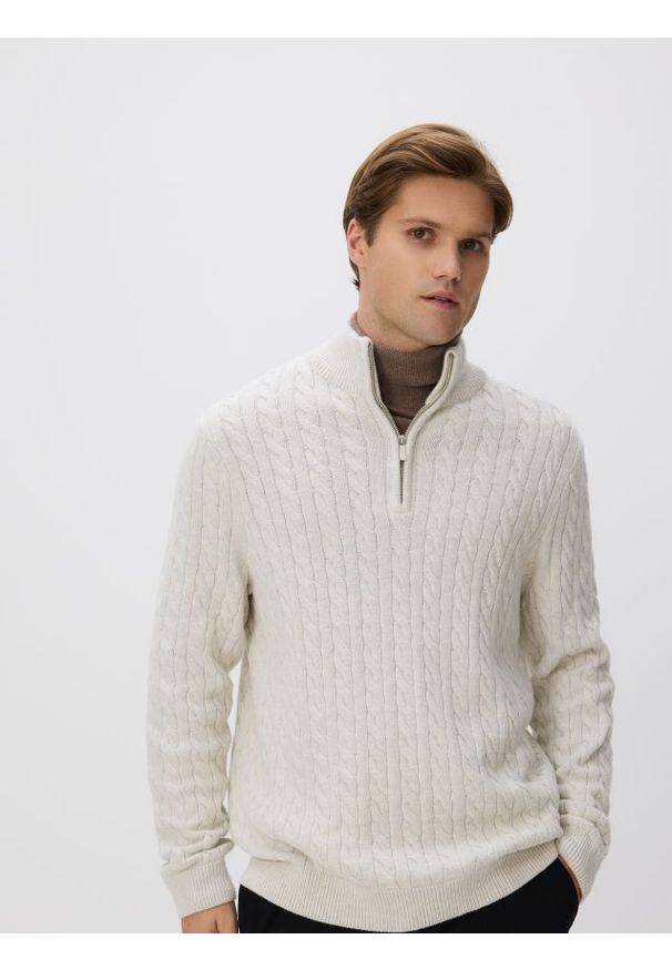 Reserved - Sweter z domieszką wełny - złamana biel. Materiał: wełna