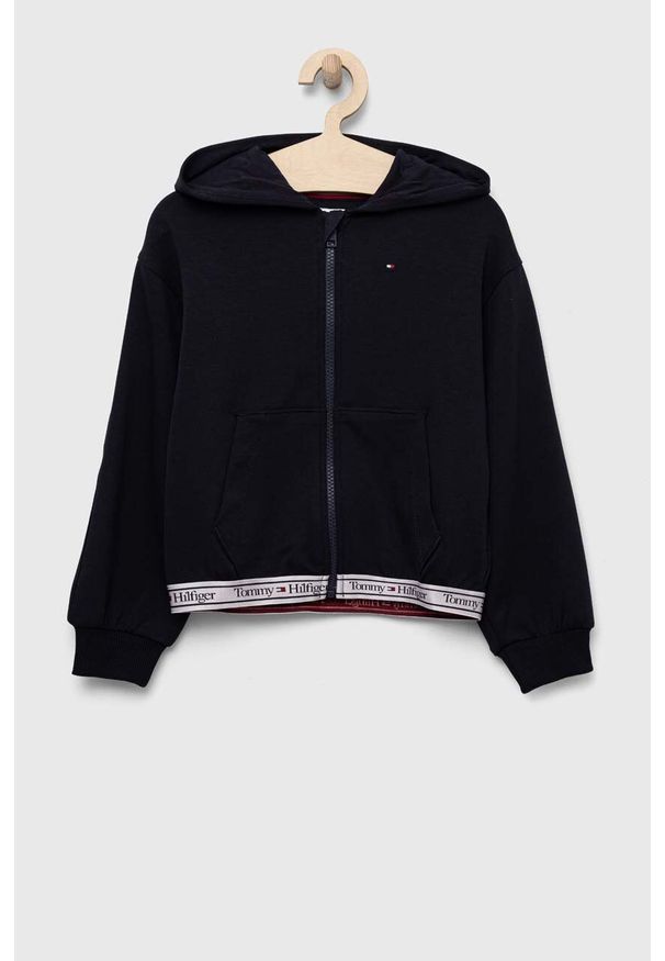 TOMMY HILFIGER - Tommy Hilfiger bluza dziecięca kolor granatowy z kapturem z aplikacją. Typ kołnierza: kaptur. Kolor: niebieski. Materiał: materiał. Wzór: aplikacja
