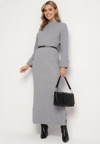 Born2be - Szara Sweterkowa Sukienka z Wiskozą i Wywiniętymi Rękawami Gebiga. Kolor: szary. Materiał: wiskoza. Sezon: zima. Styl: klasyczny #5