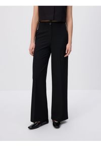 Reserved - Szerokie spodnie z kantem - czarny. Kolor: czarny. Materiał: tkanina, wiskoza