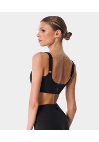 Biustonosz sportowy z regulacją Carpatree Balletcore. Kolor: czarny, brązowy. Sport: fitness