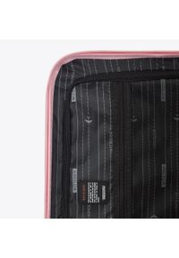 Wittchen - Średnia walizka z ABS-u z geometrycznym tłoczeniem jasny różowa. Kolor: różowy. Materiał: poliester. Wzór: geometria #8