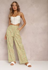 Renee - Jasnozielone Szerokie Spodnie w Fantazyjny Print Bawełniane Rosabella. Okazja: na co dzień. Kolor: zielony. Materiał: bawełna. Długość: długie. Wzór: nadruk. Styl: elegancki, casual #4