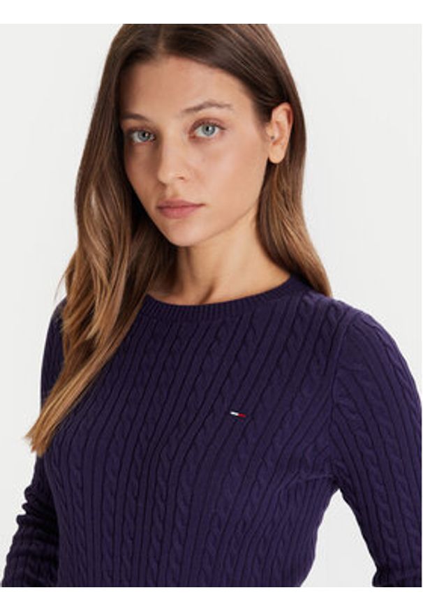 Tommy Jeans Sweter Cable Essential DW0DW22165 Fioletowy Regular Fit. Kolor: fioletowy. Materiał: bawełna