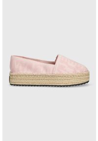 Tommy Jeans espadryle LOGOMANIA ESPADRILLE kolor różowy na platformie EN0EN02079. Nosek buta: okrągły. Kolor: różowy. Materiał: poliester, materiał, guma. Wzór: gładki. Obcas: na platformie