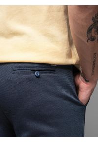 Ombre Clothing - Casualowe męskie szorty SLIM FIT z dzianiny żakardowej – granatowe V1 - Rozmiar: M. Okazja: na co dzień. Kolor: niebieski. Materiał: żakard, dzianina. Styl: casual #11
