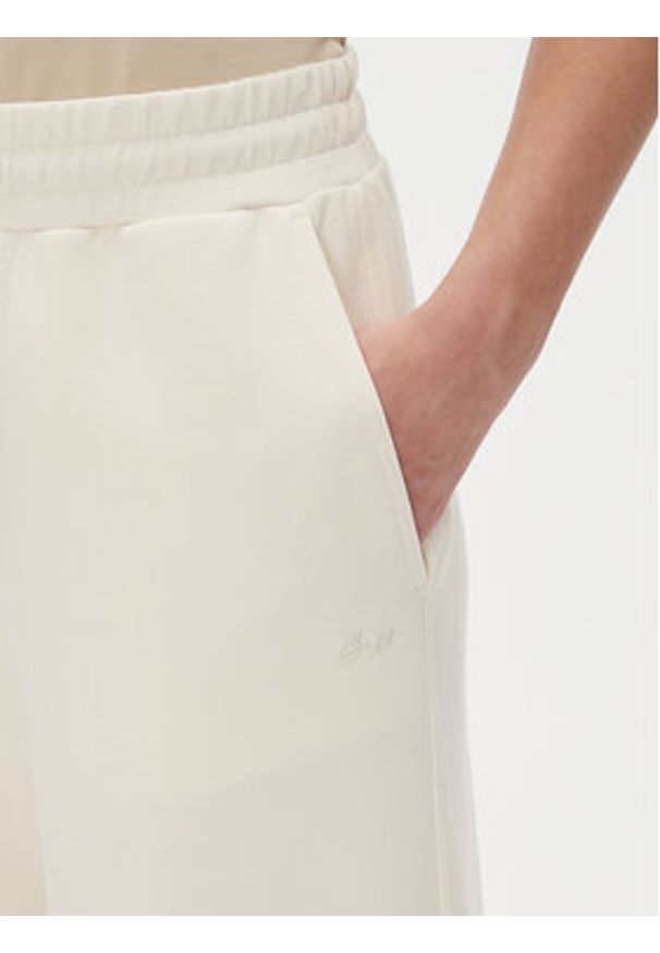 BOSS Spodnie dresowe C-Etom 50536743 Biały Relaxed Fit. Kolor: biały. Materiał: bawełna
