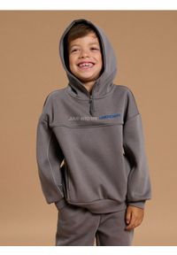 Sinsay - Bluza z kapturem i kontrastowym przeszyciem - brązowy. Typ kołnierza: kaptur. Kolor: brązowy #1