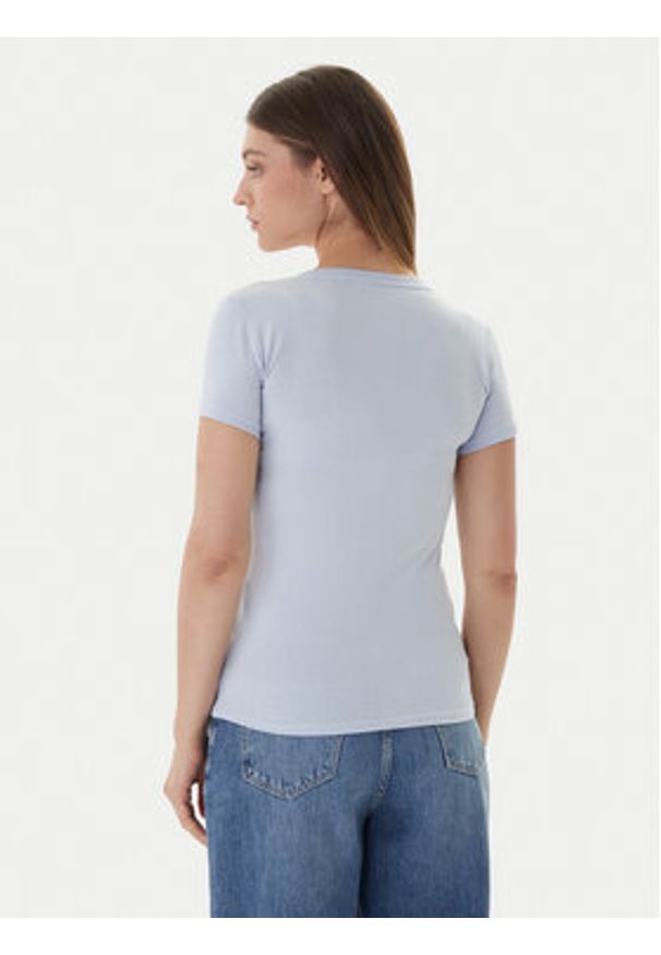 Guess T-Shirt W2YI45 J1314 Błękitny Slim Fit. Kolor: niebieski. Materiał: bawełna