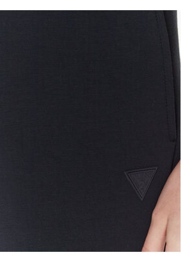 Guess Szorty sportowe Elly V2YD10 K7UW2 Szary Relaxed Fit. Kolor: szary. Materiał: wiskoza