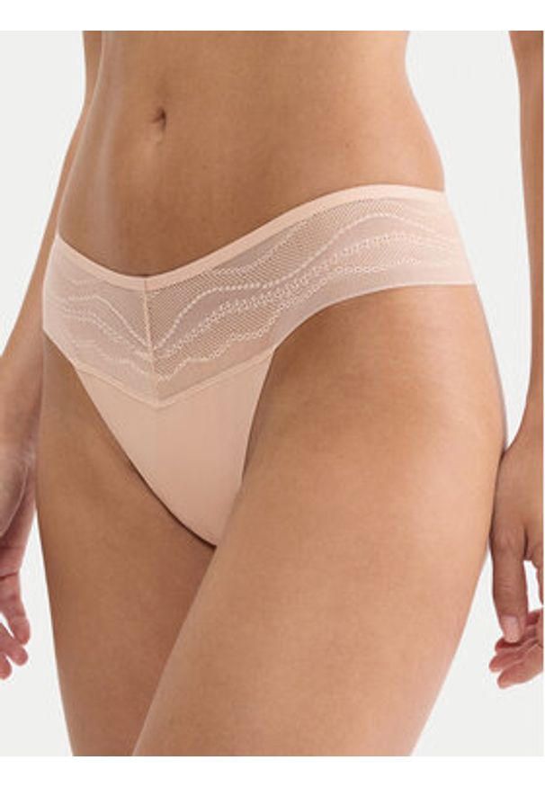 Triumph Stringi Breathe & Lift Smart 10226446 Beżowy. Kolor: beżowy. Materiał: syntetyk