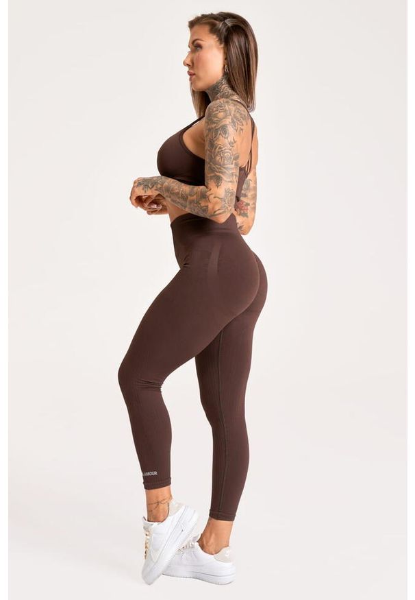 GYM GLAMOUR - Legginsy fitness damskie Gym Glamour push up 2.0. Kolor: brązowy. Sport: fitness