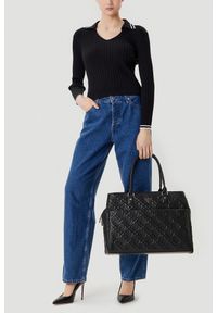 Guess - GUESS Czarna damska podróżna torebka Adelasia. Kolor: czarny #5