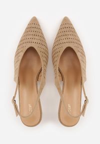 Born2be - Ciemnobeżowe Ażurowe Czółenka VICES na Obcasie Kaczuszka z Odkrytą Piętą Metipise. Okazja: na co dzień. Nosek buta: szpiczasty. Zapięcie: pasek. Kolor: beżowy. Wzór: ażurowy. Materiał: jeans. Obcas: na obcasie. Styl: casual, elegancki, wizytowy. Wysokość obcasa: średni #2