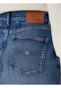 Tommy Jeans Spódnica jeansowa DW0DW20136 Niebieski Mom Fit. Kolor: niebieski. Materiał: bawełna