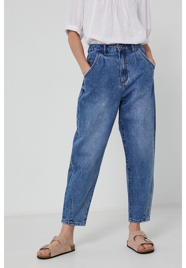 medicine - Medicine - Jeansy Denim. Stan: podwyższony. Kolor: niebieski