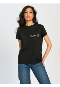 Sinsay - Koszulka z krótkim rękawem - czarny. Kolor: czarny. Materiał: bawełna. Długość rękawa: krótki rękaw. Długość: krótkie. Wzór: nadruk #1